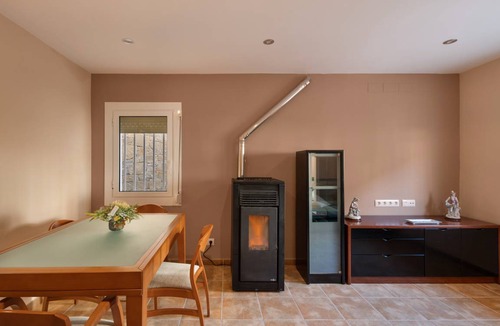 Cercs Apartment | 80 m² Apartment ∙ 3 bedrooms ∙ 5 guests
