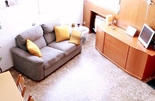 Badalona House | 80 m² House ∙ 3 bedrooms ∙ 6 guests