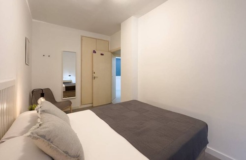 Sants-Badal Resort | 80 m² Private room ∙ 1 bedroom ∙ 1 guest