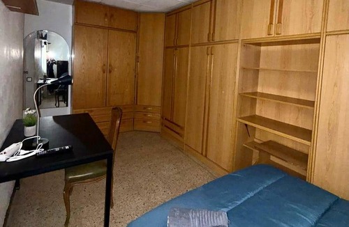 Cornella de Llobregat Resort | 82 m² Private room ∙ 1 bedroom ∙ 1 guest