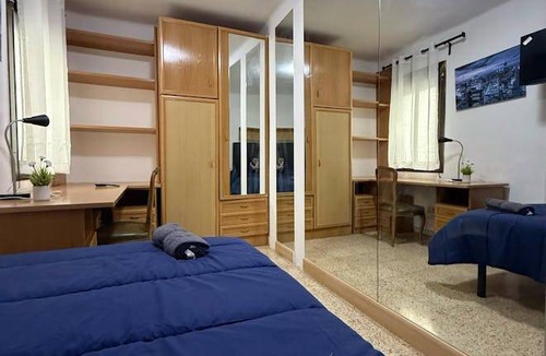 Cornella de Llobregat Resort | 82 m² Private room ∙ 1 bedroom ∙ 1 guest