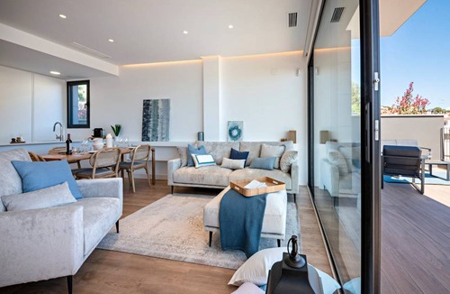 Alella Apartment | 83 m² Apartment ∙ 3 bedrooms ∙ 5 guests