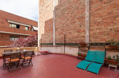 La Sagrera House | 85 m² House ∙ 2 bedrooms ∙ 4 guests