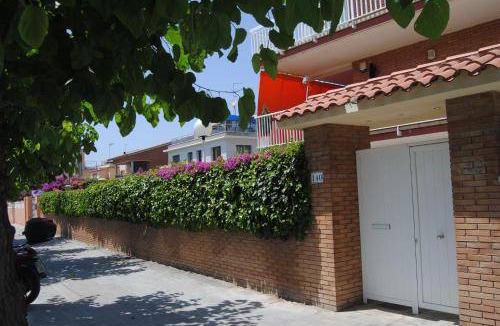 Castelldefels Apartment | 90 m² Apartment ∙ 3 bedrooms ∙ 5 guests