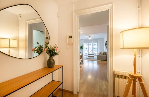 Sant Gervasi – la Bonanova Resort | 90 m² Private room ∙ 1 bedroom ∙ 1 guest