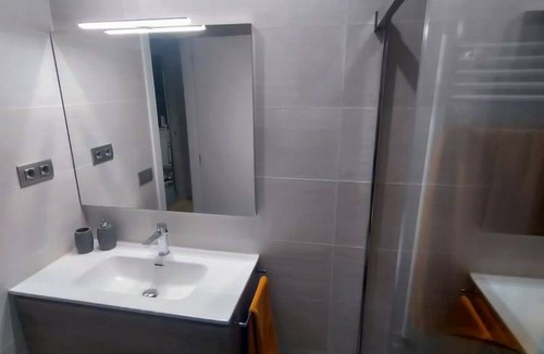 Sant Cugat del Valles Resort | 90 m² Private room ∙ 1 bedroom ∙ 1 guest
