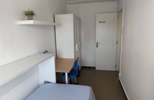 Sabadell Resort | 92 m² Private room ∙ 1 bedroom ∙ 1 guest