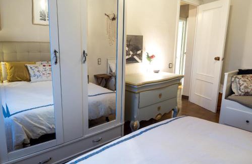 Sant Corneli Apartment | Acogedor apartamento entre montañas