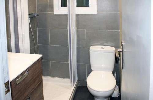 Mollet del Valles Apartment | Acogedor Apartamento Cerca de Barcelona