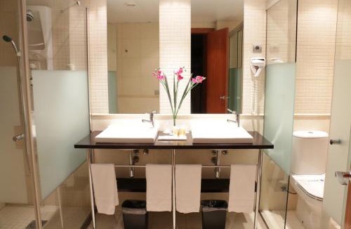 Sant Just Desvern Hotel | Acta Sant Just