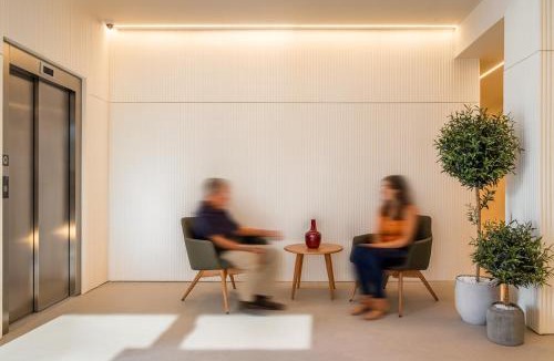 El Prat de Llobregat Hotel | Aerohotel Barcelona Airport 24h