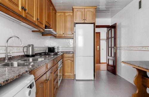 Les Corts Apartment | Airy Galvany 3BR w/Balcony, by Blueground