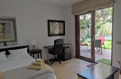 El Prat de Llobregat House | Alojamiento independiente de invitados el Olivo