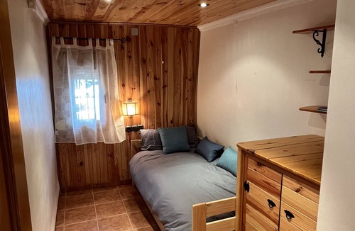 Baga Apartment | Apartamento con Encanto en Pueblo Medieval en el Pirineo Catalán