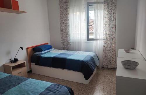 Navas Apartment | Apartamento familiar tercera planta sin ascensor con wifi