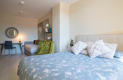 Cardona Apartment | Apartaments Turístics Cardona, MAGI