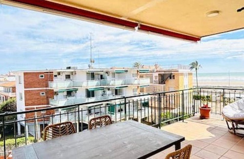Castelldefels Apartment | Apartment ∙ 3 bedrooms ∙ 5 guests