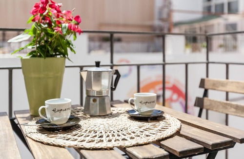 Sitges Town Center Apartment | Apartment 'Bonaire' near the beach with balcony, air conditioning & Wi-Fi