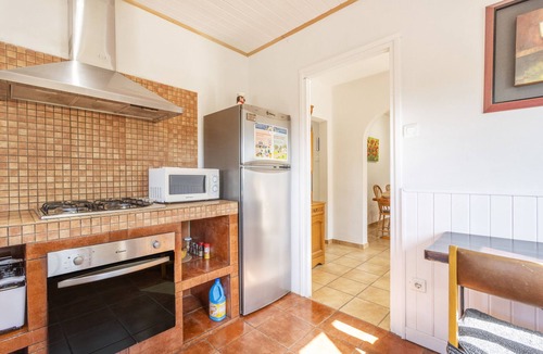 Casserres Apartment | Apartment 'Cal Viudet Nou' with Mountain View, Private Pool and Wi-Fi