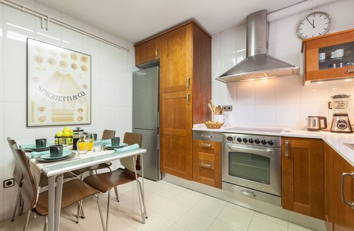 Canet de Mar Apartment | Apartment "Canet Platja" with Shared Pool & Wi-Fi