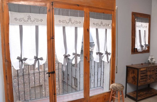 La Pobla de Lillet Apartment | Apartment