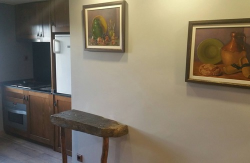 Borreda Condo | Apartment in center Borredà 4 places. Spectacular Rustic Design. Mountain views