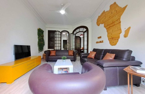 Hostafrancs Apartment | Apartment Near Plaza España ideal for Groups and Families