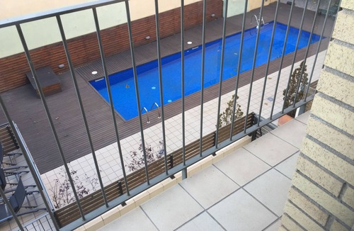 Sant Andreu de Palomar Apartment | Apartment with pool and parking in Barcelona, ideal for families.