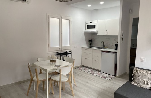 Collblanc y La Torrassa Apartment | Appartement Cosy et Lumineux
