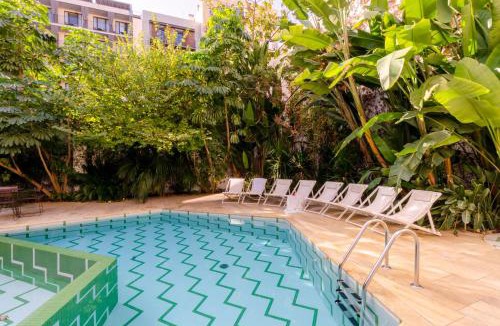 L'Antiga Esquerra de l'Eixample Apartment | Aspasios City Oasis Apartments