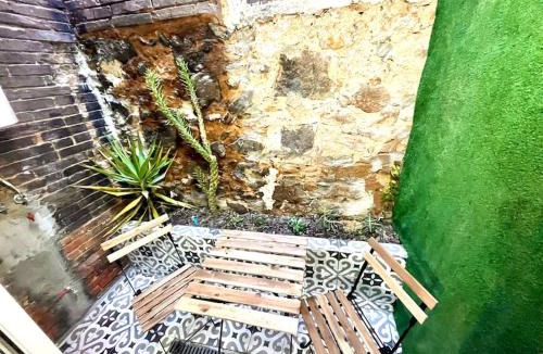 Sants-Badal Apartment | B6 Apartamento duplex con terraza y balcon a 2 calles del metro