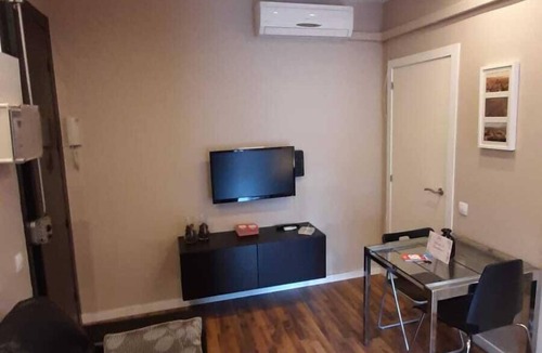 Collblanc y La Torrassa Condo | Barcelona Marta´s Flat 2 - FC Barcelona (HUTB-017186)
