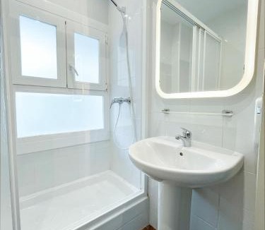 Sant Gervasi House | Barcelona City Street