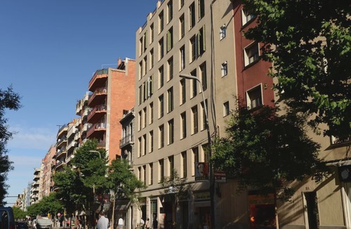 Sants-Badal Apartment | Barcelona Sants 2p 5