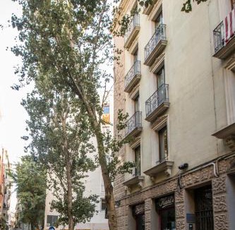 El Born Apartment | BCNGOTIC 41