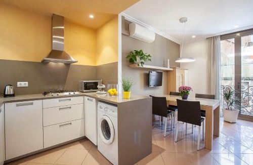 El Born Apartment | BCNGOTIC 42