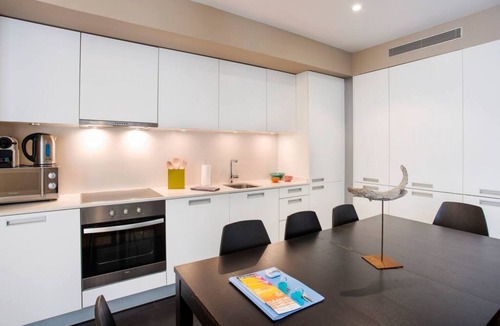 Poblenou House | Beautiful 3 Bedrooms Flat Front of the Beach