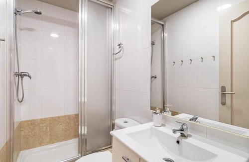 Hostafrancs Apartment | Beautiful apartment in central Barcelona 034