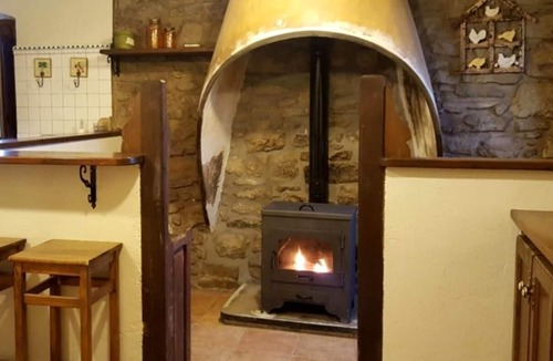 Viver i Serrateix Cottage | Beautiful holiday home with stunning views. Private pool and barbecue.