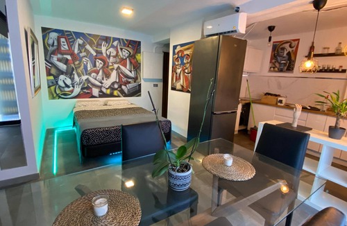 Sant Marti Apartment | Beautiful studio near downtown