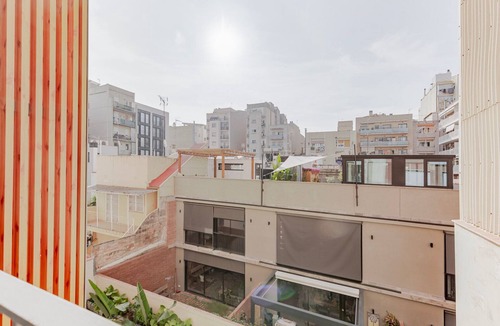 Poblenou Apartment | Blueground | El Poblenou, pool & w/d
