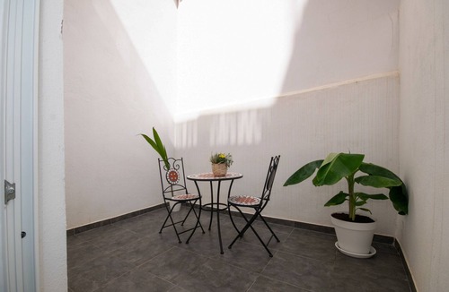 Collblanc y La Torrassa Apartment | Bonito Apartamento CON Terraza