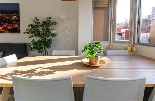 Sants-Badal Apartment | Bonito apartamento Camp Nou