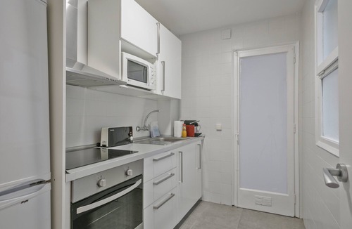 Hostafrancs Apartment | Bright and comfy apartment with balcony