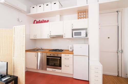 El Poble-sec Apartment | Bright and cozy in Poble Sec