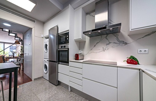 El Putget i Farro Apartment | Bright Duplex with a Spacious Terrace