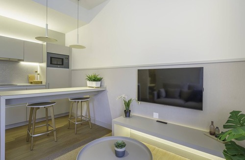 El Raval Apartment | Bright one bedroom apartment in the city center
