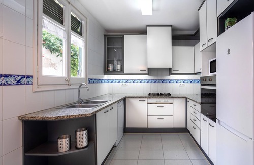 Masnou House | CA L'ORTÍ - BIG HOUSE FOR 14, TWO STEPS FROM THE BEACH AND 15 MIN FROM BARCELONA
