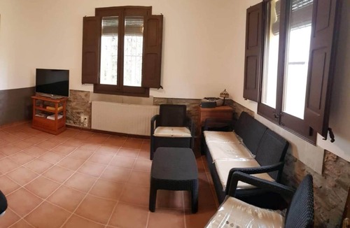 Gualba de Dalt Cottage | CA LA MARIA - ALLOTJAMENT RURAL HUTB-075541