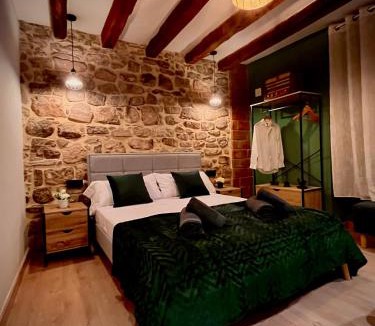 Cardona Apartment | Ca La Minyona